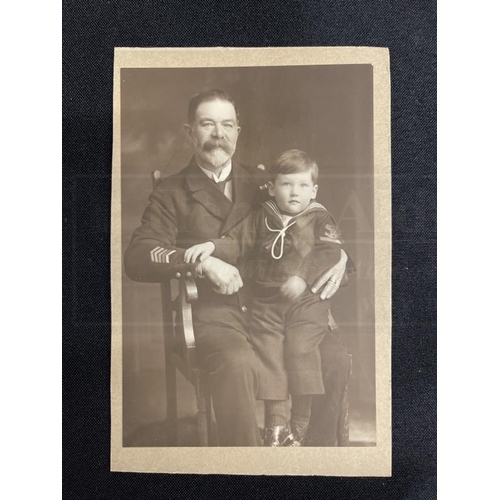 206 - R.M.S. TITANIC: George W. Bowyer Archive. Photograph, unpublished family portrait three-quarter leng... 