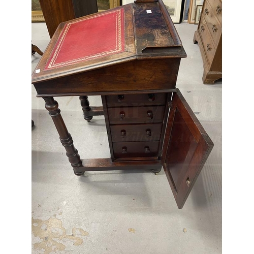 110 - 19th cent. Mahogany Davenport, red leather skiver, one concealed box on four drawers to one side. 22... 