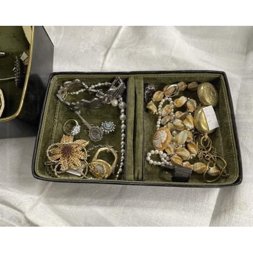 237 - Costume Jewellery: Selection of various brooches, necklaces, rings, coins, etc. (4 boxes)