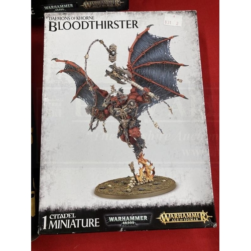 340 - Toys & Games: Warhammer unmade, boxed construction kits, models. Archaon Blood Thirster, Daemons of ... 