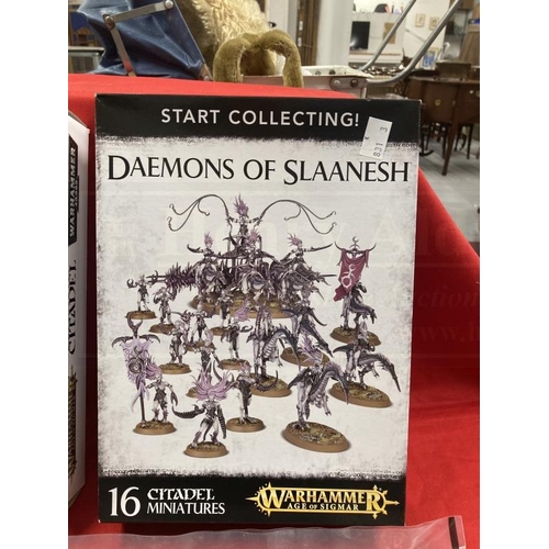 342 - Toys & Games: Warhammer construction kits. Daemons of Slaanesh, Spiderfang Arachnarok Spider, Imperi... 