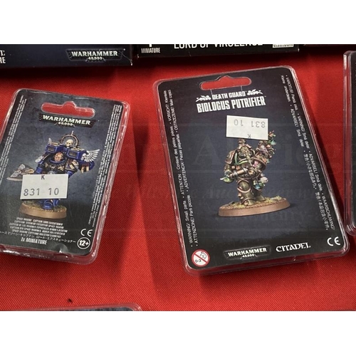 346 - Toys & Games: Warhammer construction kits, warriors. Sixteen unopened models from Forge World and Ci... 