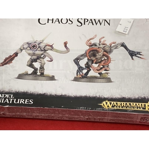 348 - Toys & Games: Warhammer construction kits, warriors. Slaves to Darkness x 3, Daemons of Slaanesh Dae... 