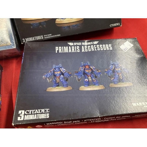 350 - Toys & Games: Warhammer construction kits, warriors. Space Marines, Scouts with sniper rifles x 2, P... 