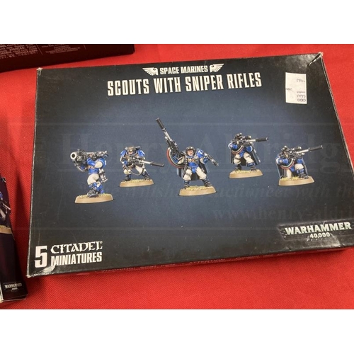 350 - Toys & Games: Warhammer construction kits, warriors. Space Marines, Scouts with sniper rifles x 2, P... 