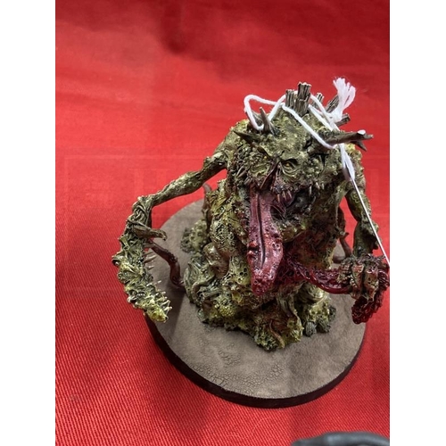 357 - Toys & Games: Warhammer Fantasy Wargames, large scale well painted Nurgle Daemons including a metal ... 