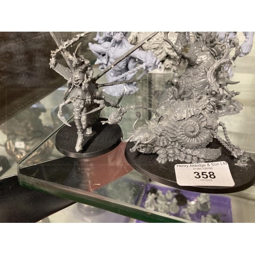 358 - Toys & Games: Warhammer Fantasy Wargames, collection of seven assembled Daemon figures of various si... 