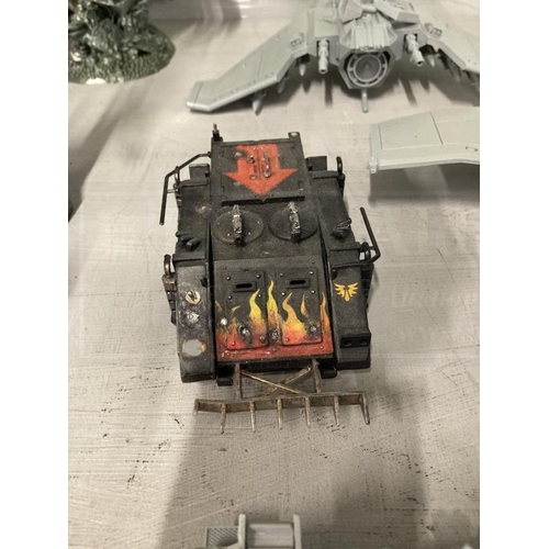 361 - Toys & Games: Warhammer Fantasy Wargames, collection of assembled Space Marine vehicles including tw... 