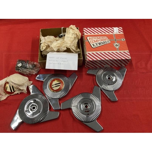 374 - Automobilia: Set of four MK II 1950s Styla Spinners in original box by Automobile Components K.F. Wa... 