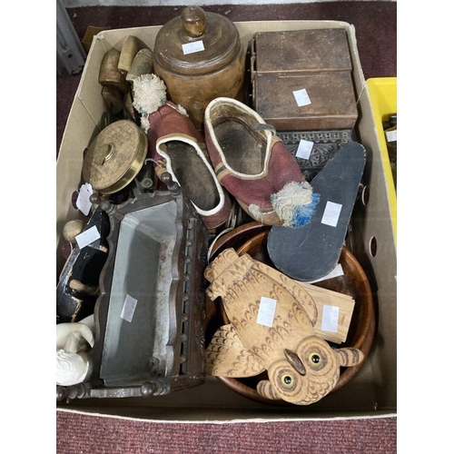 392 - Collectables: Pair of Chinese wooden shoes, two treen bowls, amboynia box, plaster figure, magnifyin... 