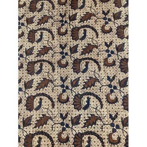 400 - Textiles: 1920s Batik Sarong on cotton, made using the Sogan method of Central Java decorated with e... 