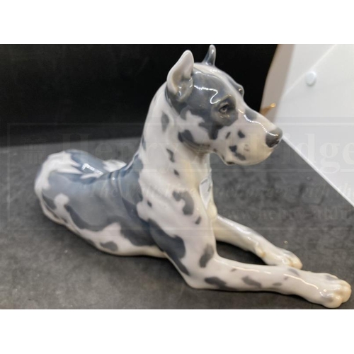 429 - Ismay Collection: Bing & Grondahl Great Dane designed by Laurits Jensen, No. 1773.