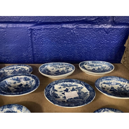 431A - Ceramics: English c1840 blue and white pearlware Child's Play dinner service in period box, includes... 