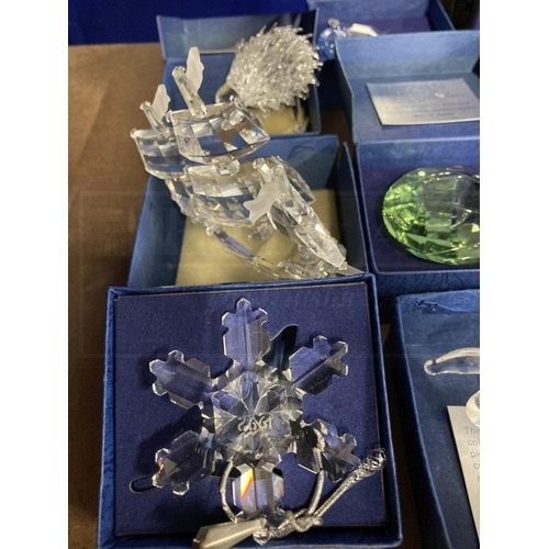 450 - Swarovski Crystal: Collection of various items in Valerie Graham Ltd boxes to include ship Santa Mar... 