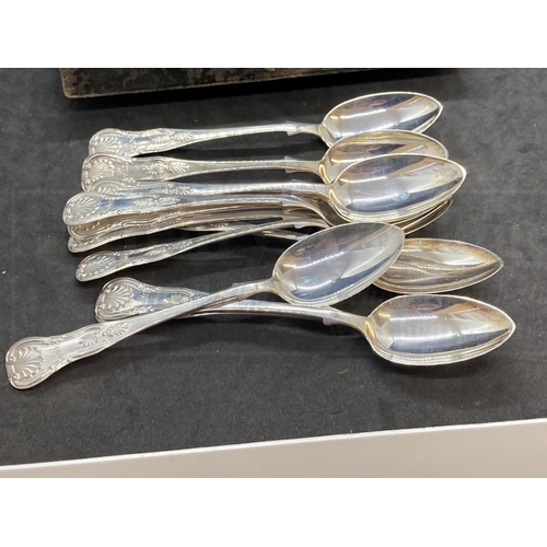 530 - Hallmarked Silver: Teaspoons Queen pattern handles hallmarked Edinburgh. Total weight 6.32oz. (11)