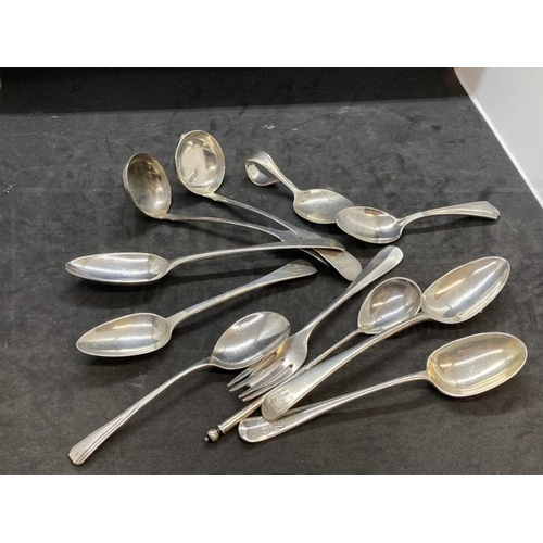 535 - Hallmarked Silver: Pair of sauce ladles and various spoons, various hallmarks. Total weight 9.44oz.