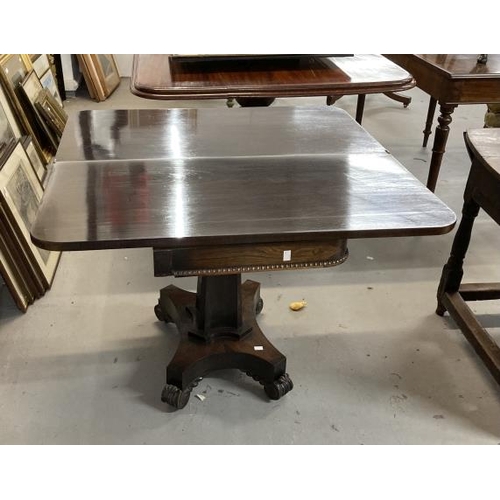 100 - The Mavis and John Wareham Collection: 19th cent. Rosewood tea table on single column support.