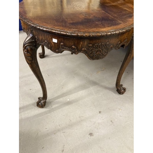 108 - 18th/19th cent. Estate made oak table. Oval top with burr oak cross banding, egg and dart moulded ed... 