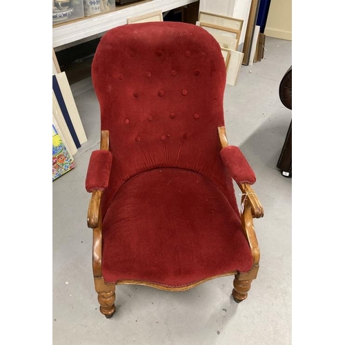 33 - 19th cent. Walnut button back nursing chair rising off ceramic castors.