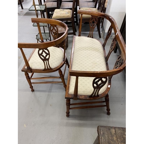 66 - Edwardian mahogany tub shaped settee & matching chair. The back with pierced splats, turned columns ... 