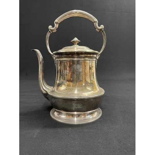 168 - WHITE STAR LINE: Extremely rare oversize Elkington plate teapot dated 1911 with carrying handle. 13i... 