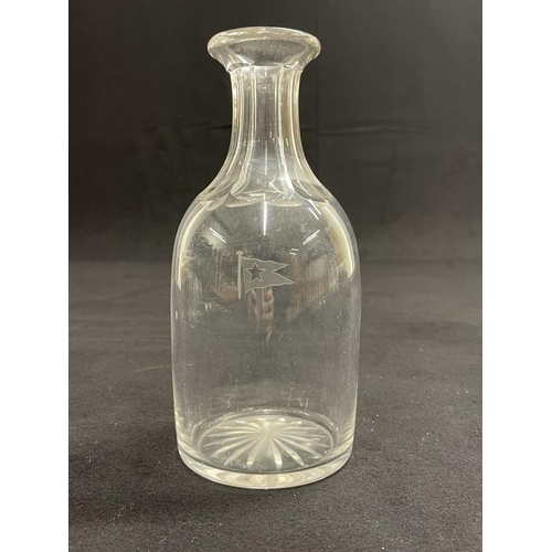 186 - WHITE STAR LINE: Cut glass water carafe with house flag to front. 8ins.