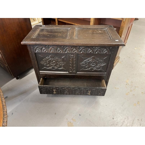 101 - 18th cent. Mule chest of modest proportions with later alterations. 20ins. x 39ins. x 30ins.