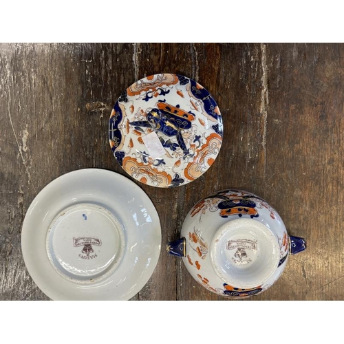 115 - 19th cent. English Ceramics: Masons Imari bowl, stand and cover, Spode blue and white meat serving p... 