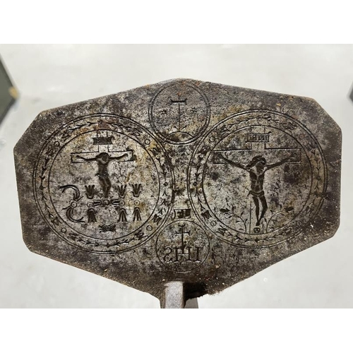 30 - 18th cent. Cast iron Eucharist Communion baking irons, the flats depicting the image of Christ on th... 