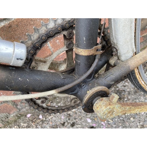 365 - Transportation: Bicycle late 1940s Thanet Silverthorn, Special Model Roadracer bike. We believe this... 