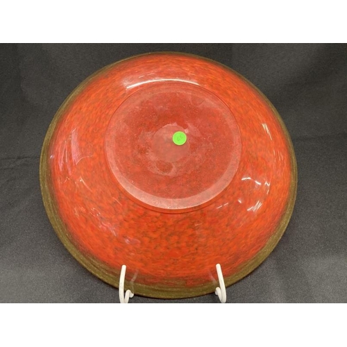 420 - The Mavis and John Wareham Collection: Monart bowl red overall with purple/green towards rim. Dia. 1... 