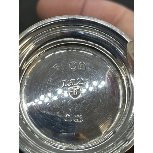 513 - The Mavis and John Wareham Collection: Hallmarked Silver: Christening cup hallmarked London 1877. We... 