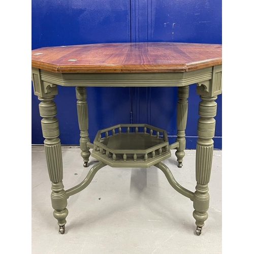 55 - Edwardian octagonal table with painted base, turned & reeded legs united by a octagonal central shel... 