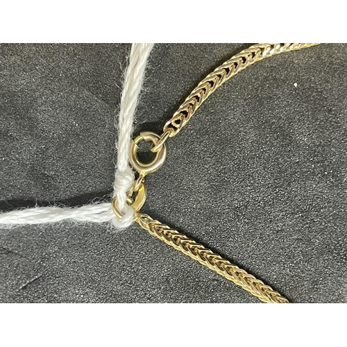 560 - Hallmarked Jewellery: 9ct gold zip link necklet, length 15ins. Weight 4.9g.