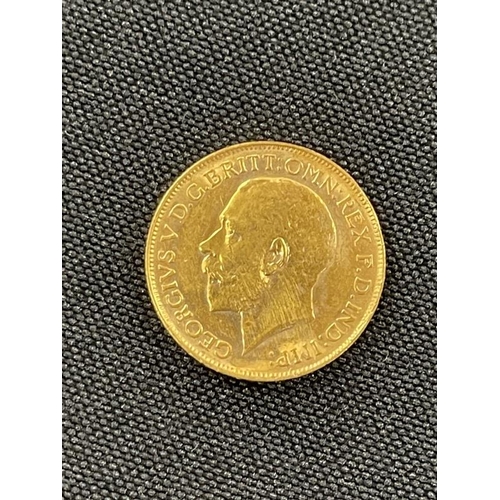 591 - Bullion Gold Coin: George V full sovereign dated 1911. Weight 8g.