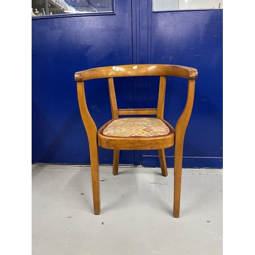 65 - Early 20th cent. Art Deco beech bentwood dining chairs, set of four.