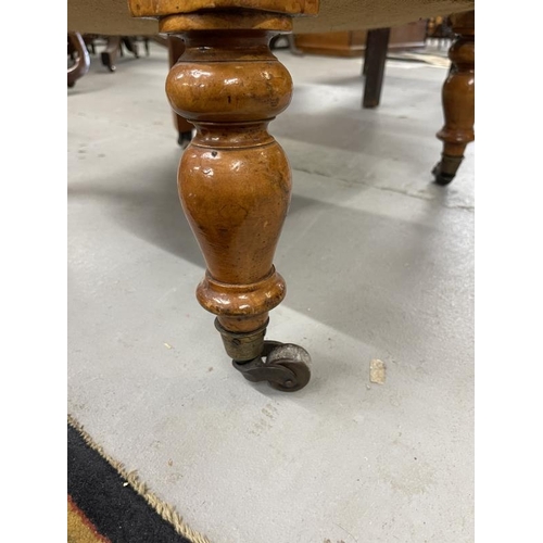 75 - 19th cent. Walnut button back nursing chair rising off ceramic castors.