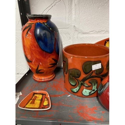 174 - Ceramics: Selection of retro Poole Pottery of various shapes. (7)