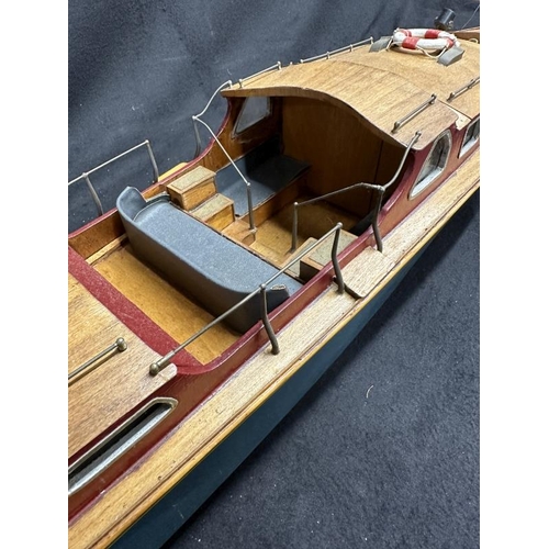 110 - MODELS: 20th century model of a Royal Yacht tender.