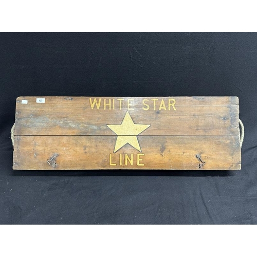 137 - WHITE STAR LINE: Extremely rare, 1920s boxed set of quoits/deck tennis. The pitch pine box bears a l... 