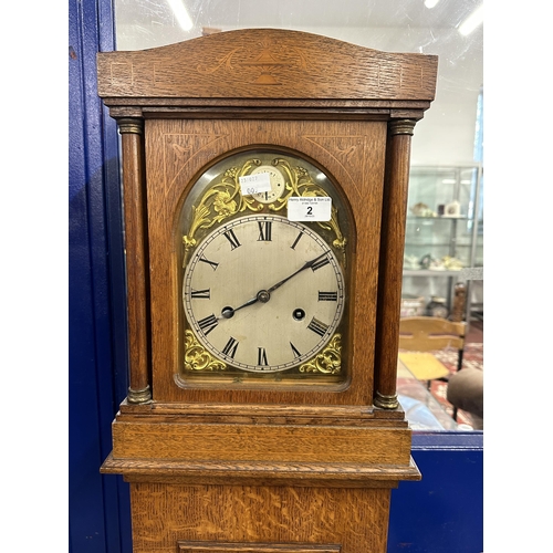 2 - 20th cent. Oak short cased clock, strikes the quarter, half and full hour.