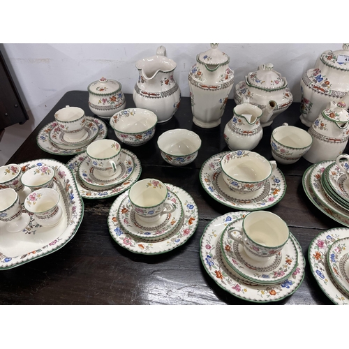 47 - Copeland Spode 'Chinese Rose' tea service comprising plates (6½ins) x 13, coffee cups x 10, saucers ... 