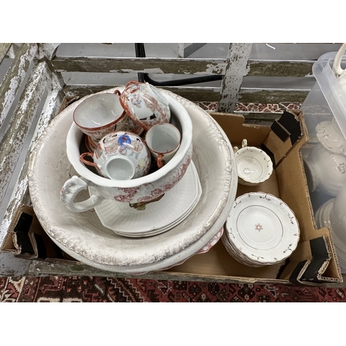 25 - Ceramics: Ceramics: 3 boxes of assorted ceramics to include: Wedgewood, Portmeirion etc.... 