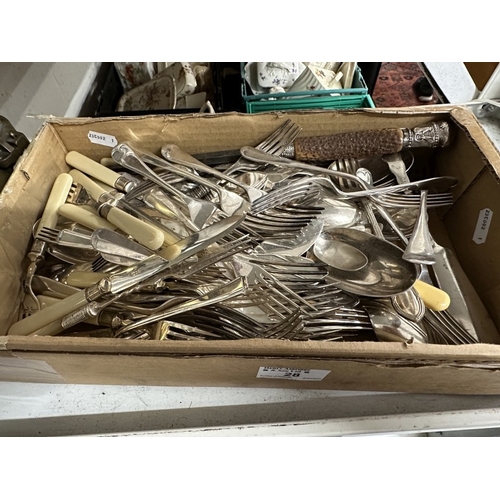 28 - Platedware: Selection of dinner, fish and dessert knives, forks and spoons including mother of pearl... 