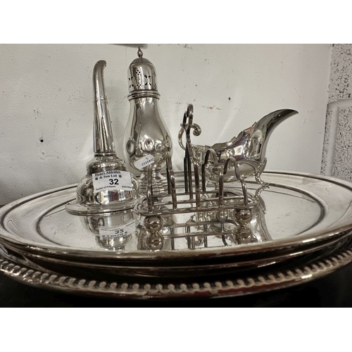 32 - Platedware: Mixed lot of silver platedware including wine funnel, toast rack, trays, etc.... 