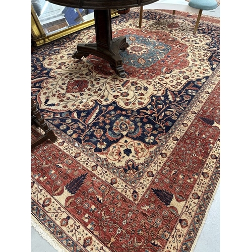 45 - Carpets & Rugs: Persian/Iran 100% wool Kashan design of red ground with three borders of floral deco... 