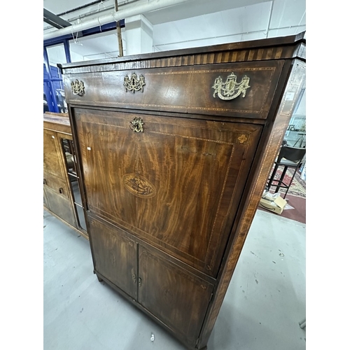 93 - Furniture: Early 19th cent. Mahogany secretaire, single drawer above fall front, fully fitted interi... 