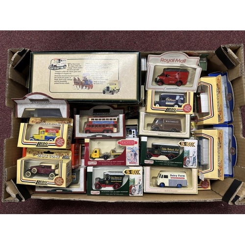 365 - Toys & Games: Diecast metal vehicles Days Gone models by Lledo London Ltd. All in worn cream boxes i... 