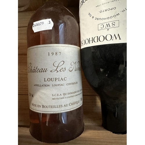 390 - Wines: 1982 Chateau Beau-Site, 1976 Chateau Batailley, 1980 Baileys, 1983 Smith Woodhouse Port, 1987... 