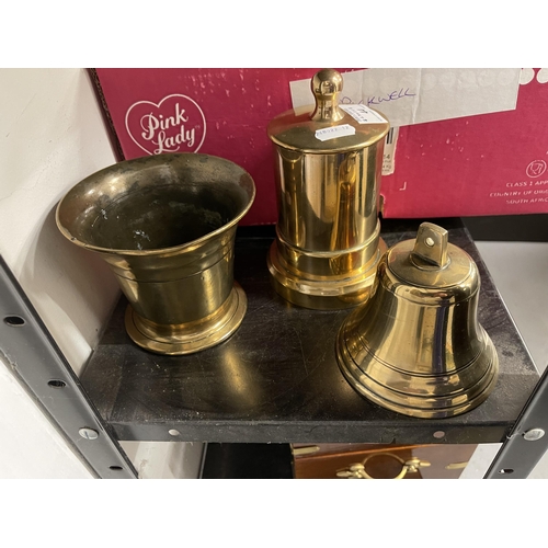 44 - Metalware: Polished bronze mortar 12½cm, together with a bronze tobacco pot and a small plate.... 